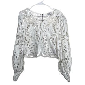 Bebe women's placement lace blouse in white alyssum.